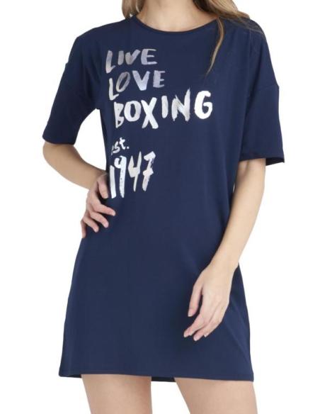 woman-big-t-shirt-short-