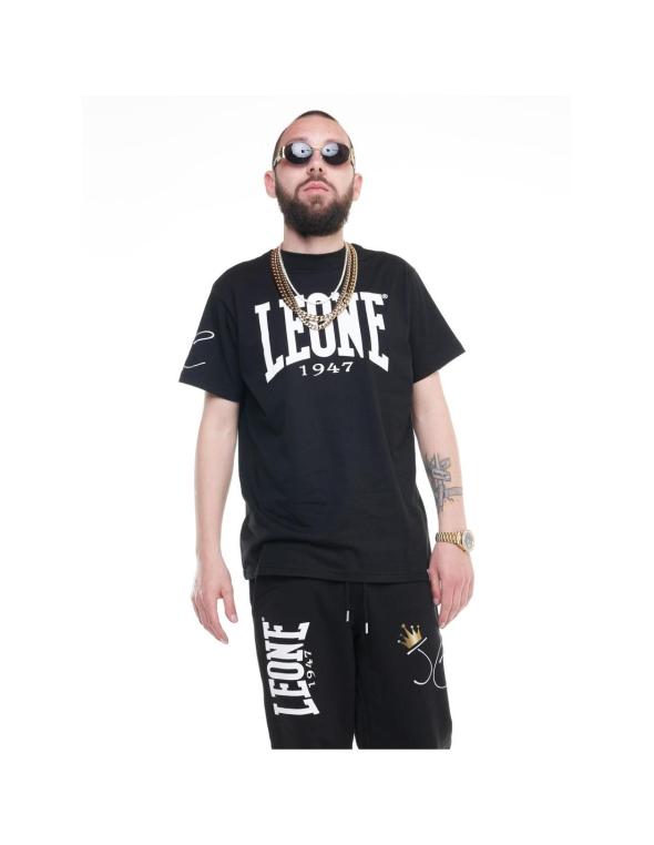 Man t-shirt short sleeves...