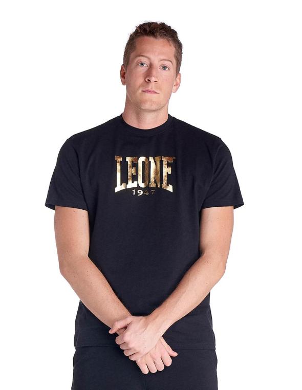 Man t-shirt short sleeves...