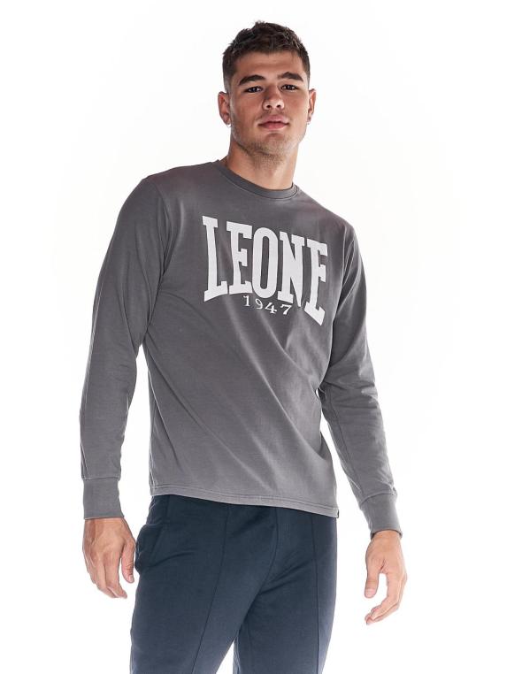 Man t-shirt long sleeves...