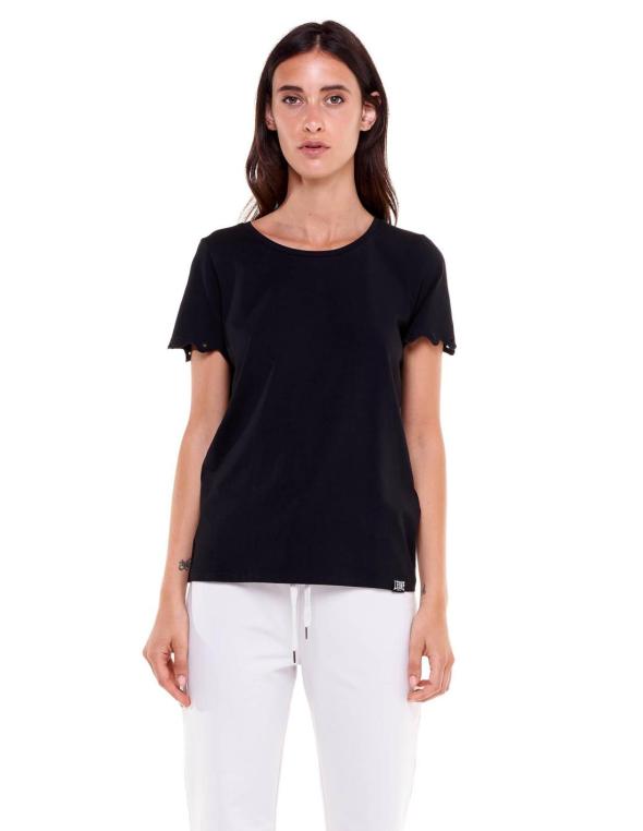 Woman t-shirt short sleeves... 2