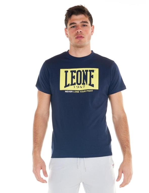 Man t-shirt sleveless...