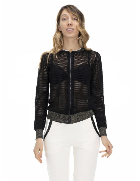 Woman knitted full zip...