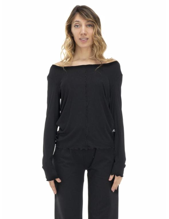 Woman long sleeves t-shirt... 2