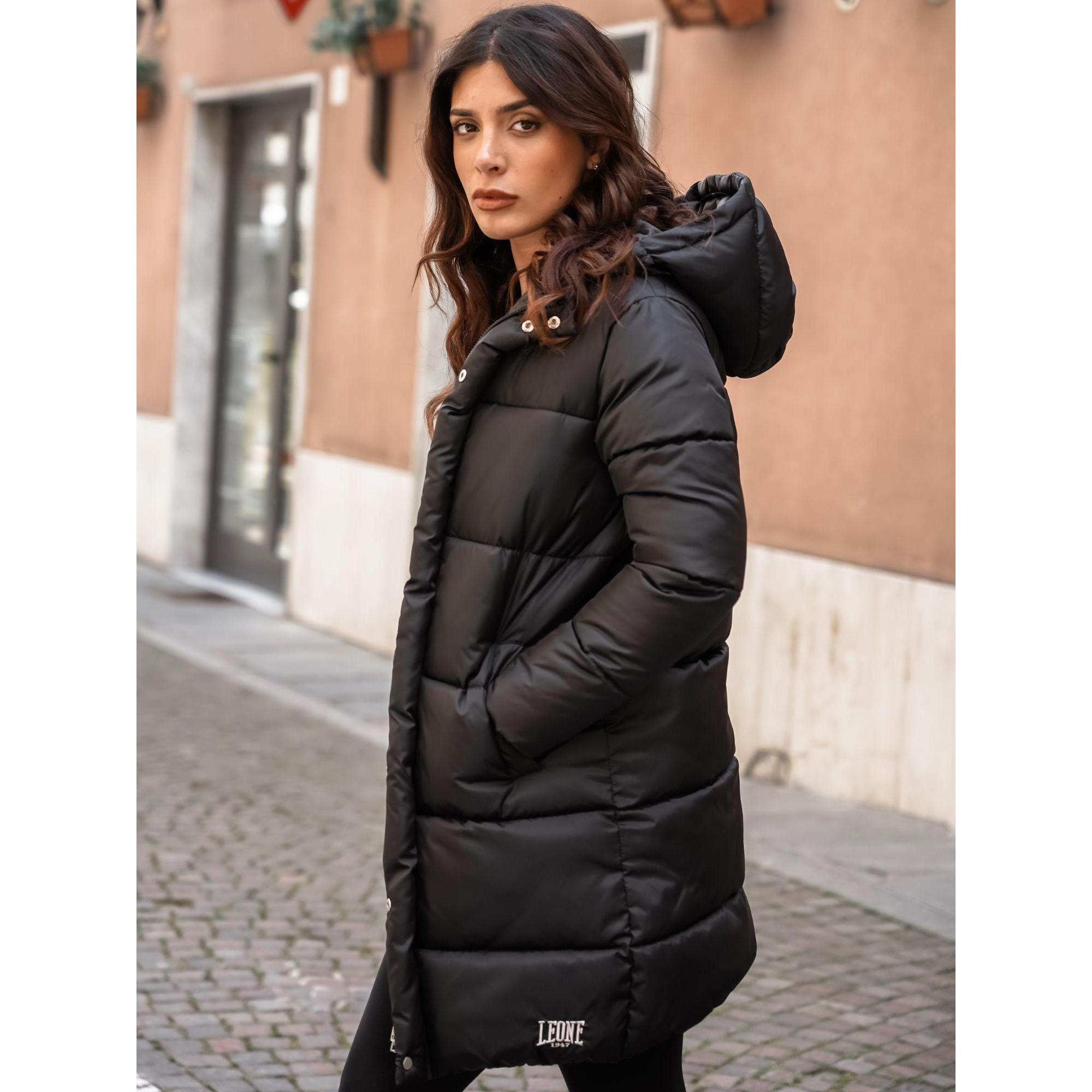 Piumino con cappuccio donna outlet
