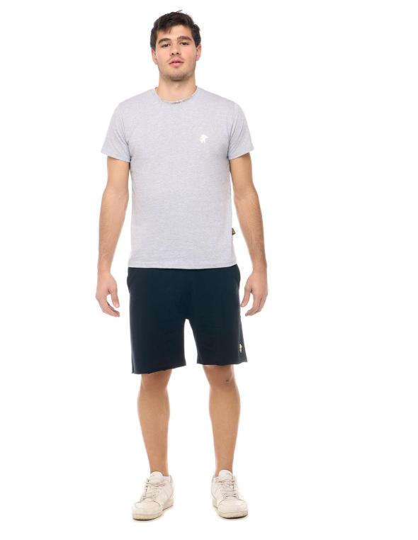 Man sets t-shirt + bermuda...
