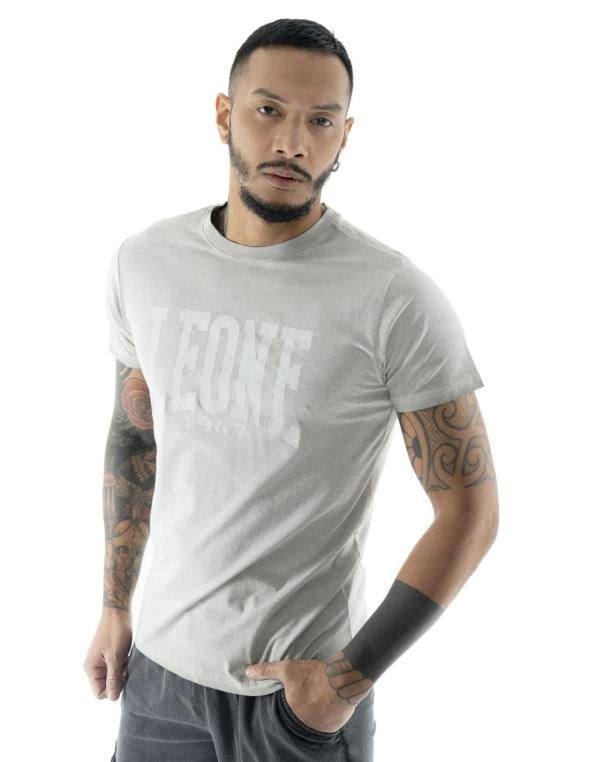 Man t-shirt short sleeves...