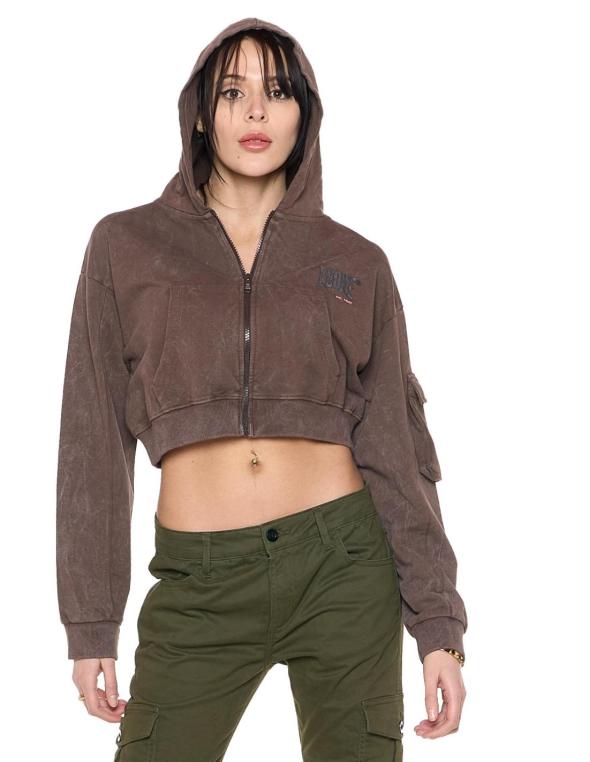 Woman short full zip Gen Z