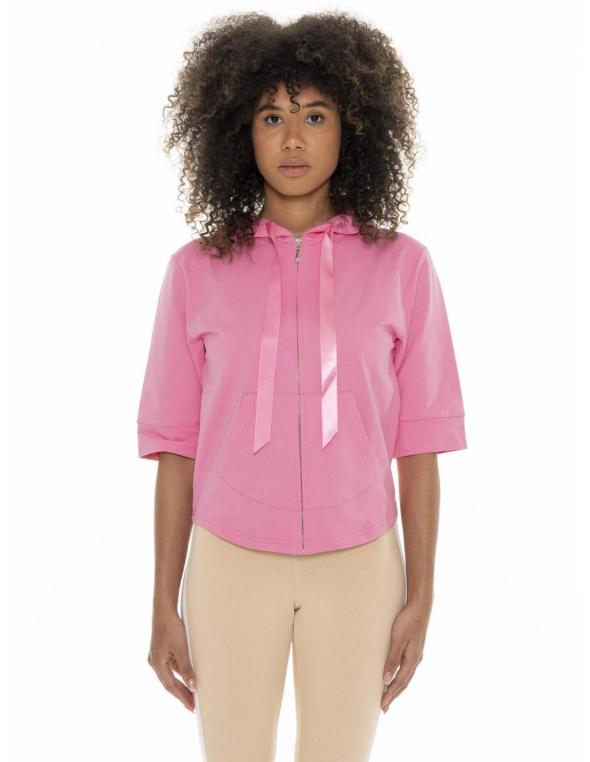 Woman hoody short sleeves...