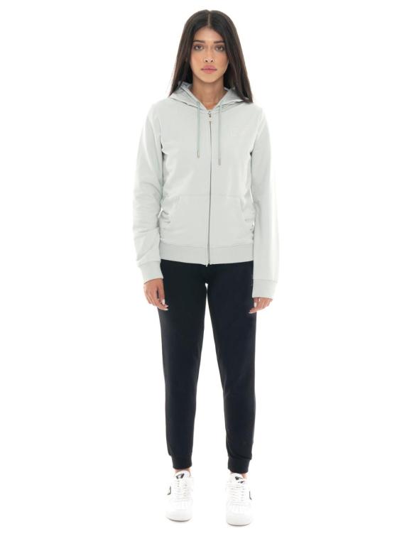 Woman tracksuits All You Need