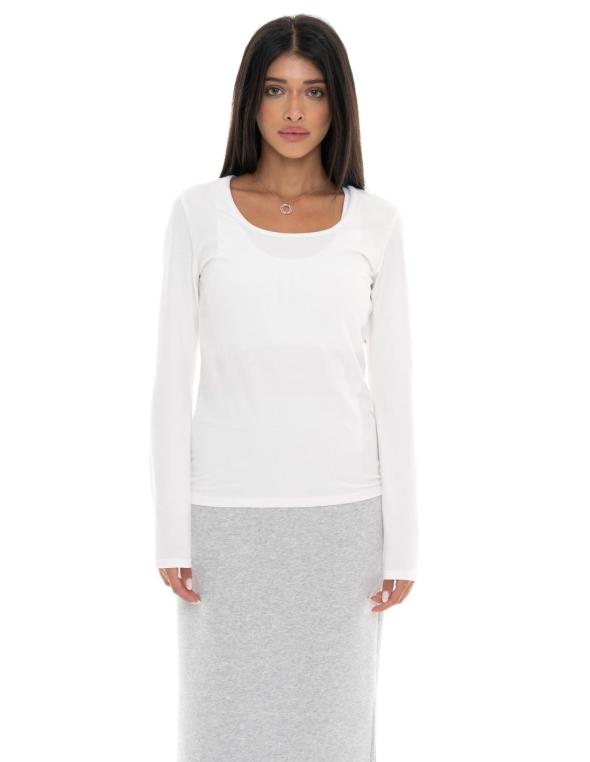 Woman t-shirt long sleeves...