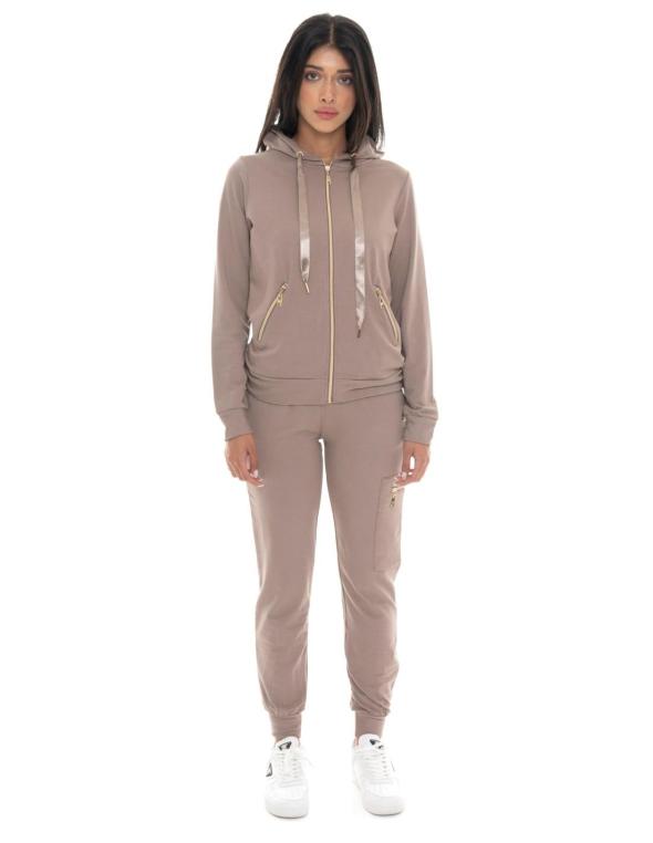 Woman tracksuits Chic Tones